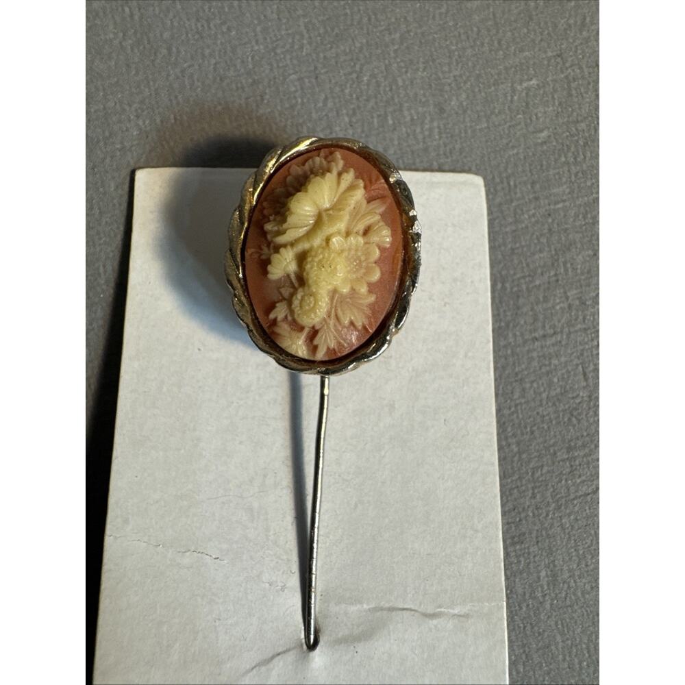 VINTAGE CORAL TAN CARVED CAMEO STICK PIN 4” CREAM CAMEO FACE GOLD TONE